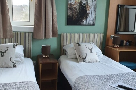 superior twin bedroom